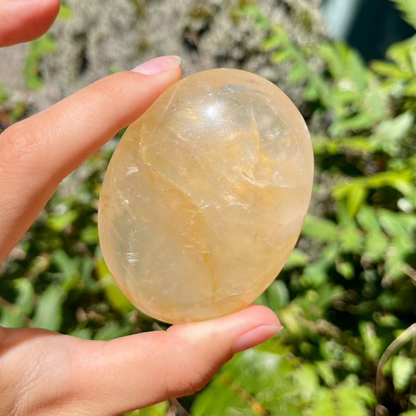 Hematoid Quartz Palm Stone