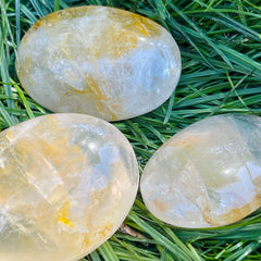 Hematoid Quartz Palm Stone